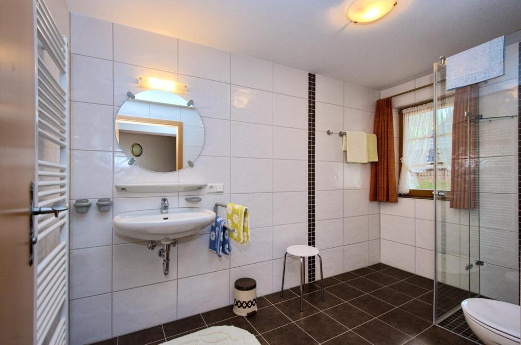 Gasthaus Sonne ミュンスタータール 部屋 写真